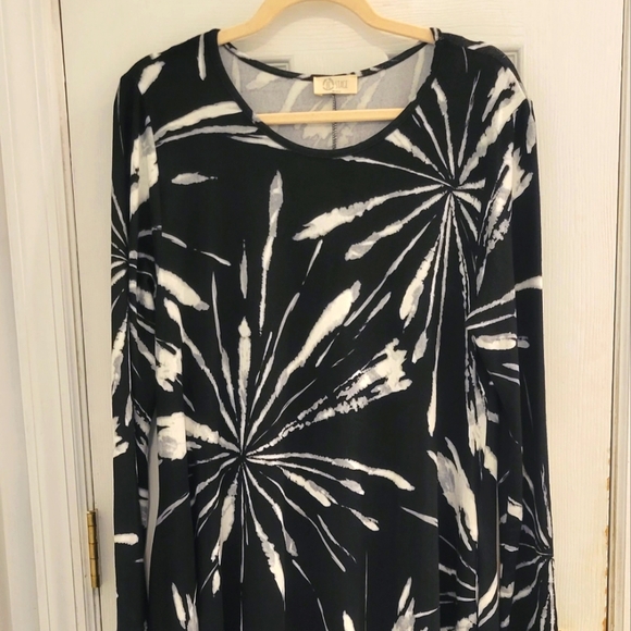 Be Stage NWOT Dress Large - Picture 6 of 8